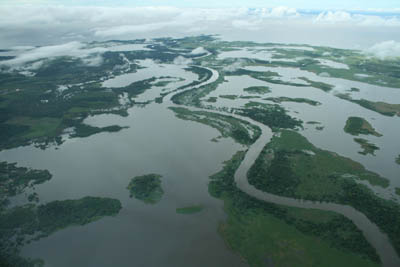 アマゾン川氾濫.jpg
