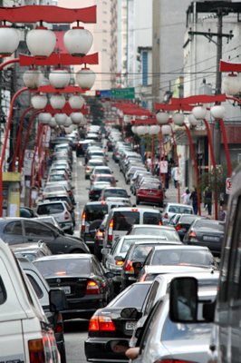 東洋街渋滞.jpg