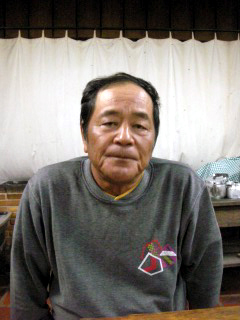 弓場ルイス常雄.jpg