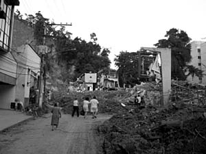 世紀の豪雨禍セラーナ地方に大打撃.jpg