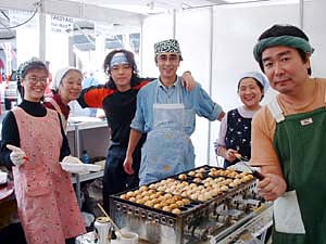 余裕のたこ焼きマンたち.jpg